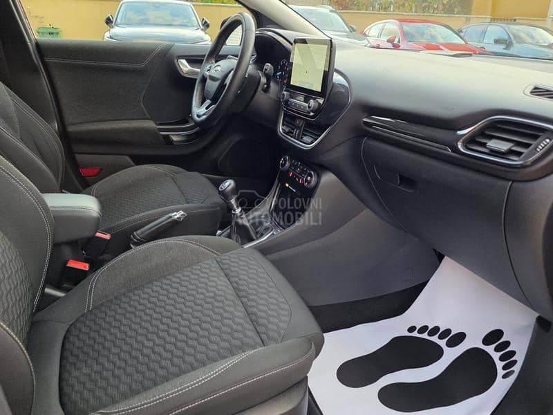 Ford Puma TITANIUM HYBRID