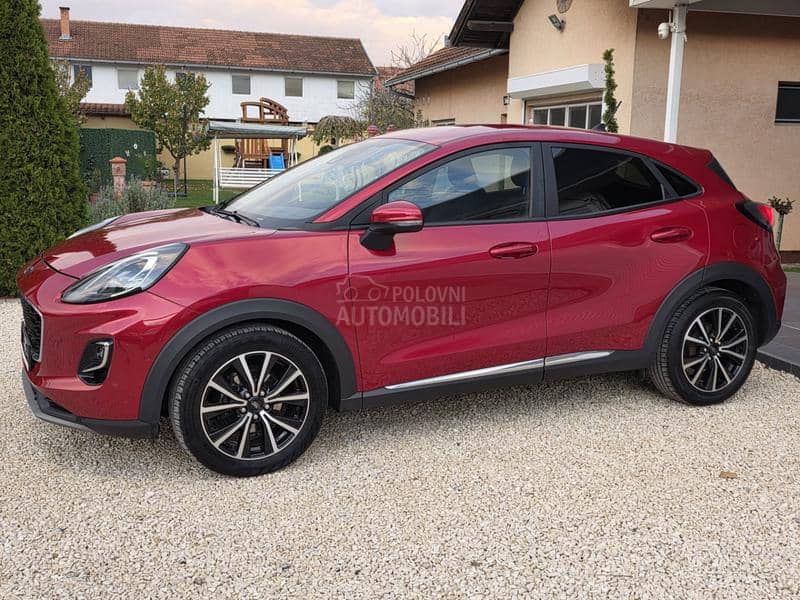 Ford Puma TITANIUM HYBRID