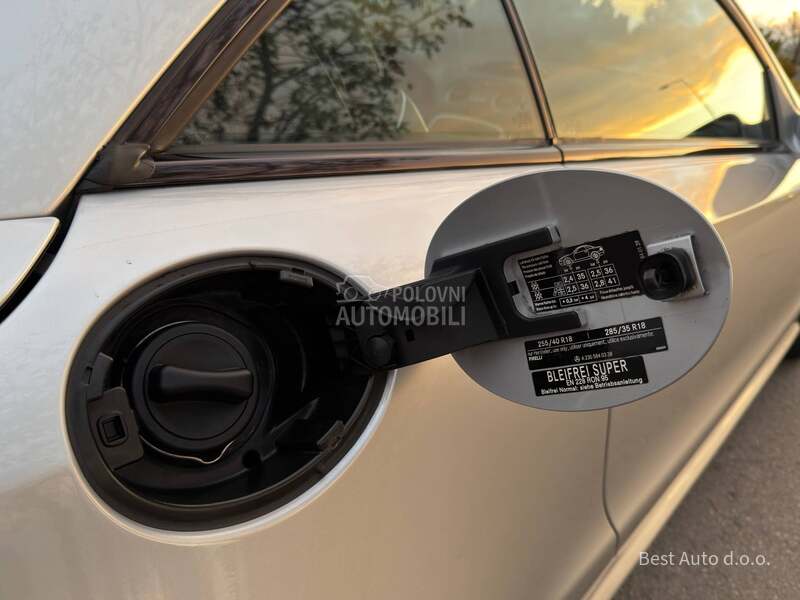 Mercedes Benz SL 55 AMG 