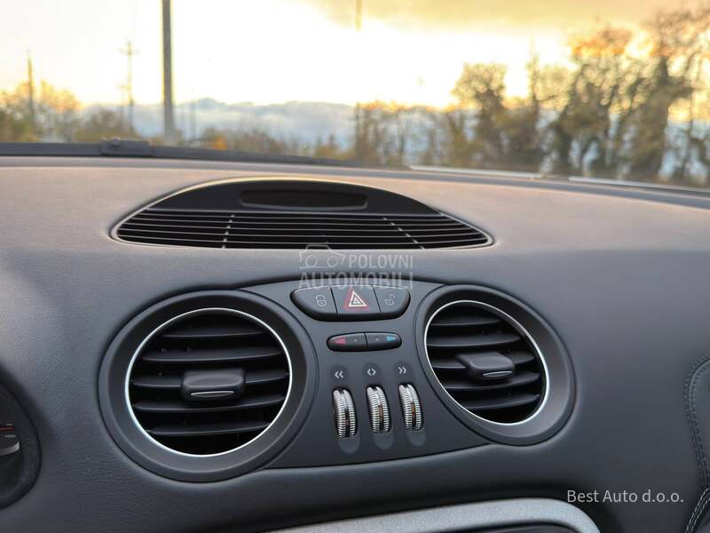 Mercedes Benz SL 55 AMG 