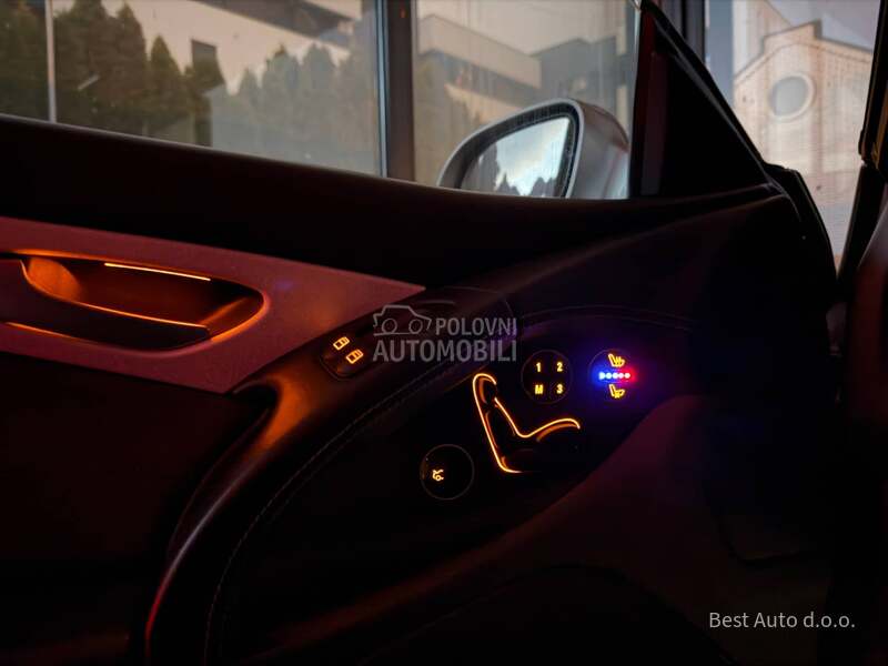 Mercedes Benz SL 55 AMG 