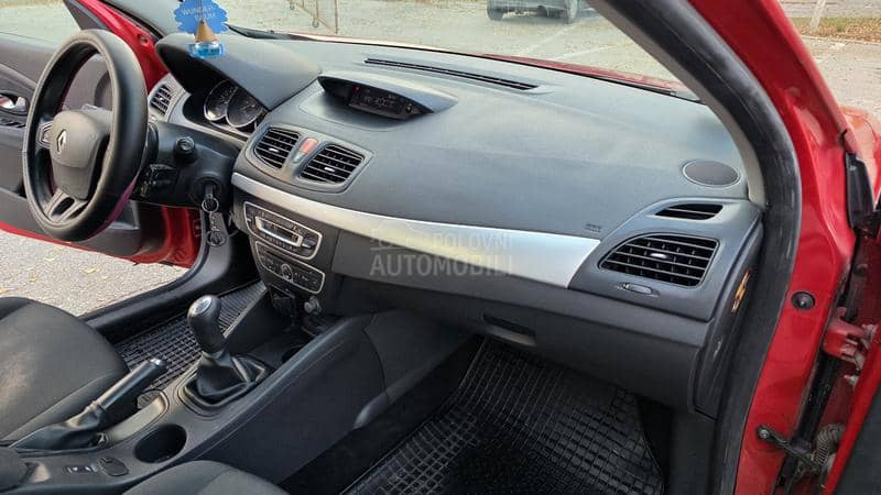 Renault Fluence 1,6b Expression