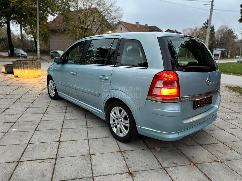 Opel Zafira 1.7cdti
