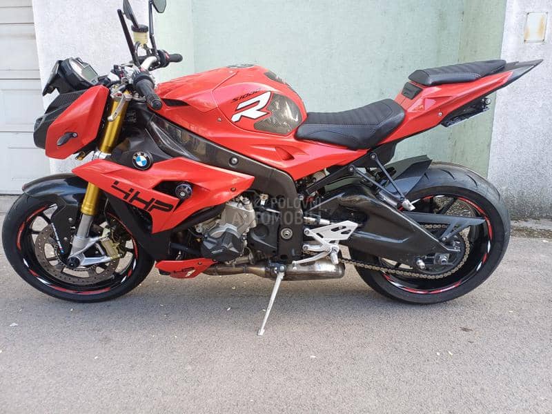 BMW S1000R
