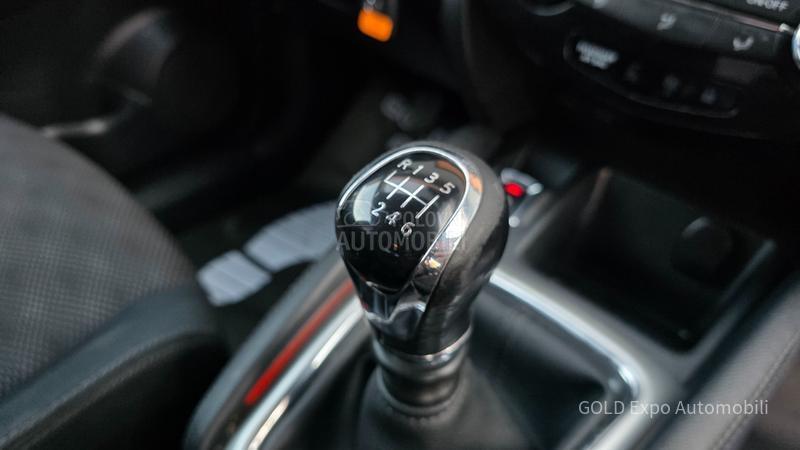 Nissan Qashqai 1.5 DCi VISIA 2WD