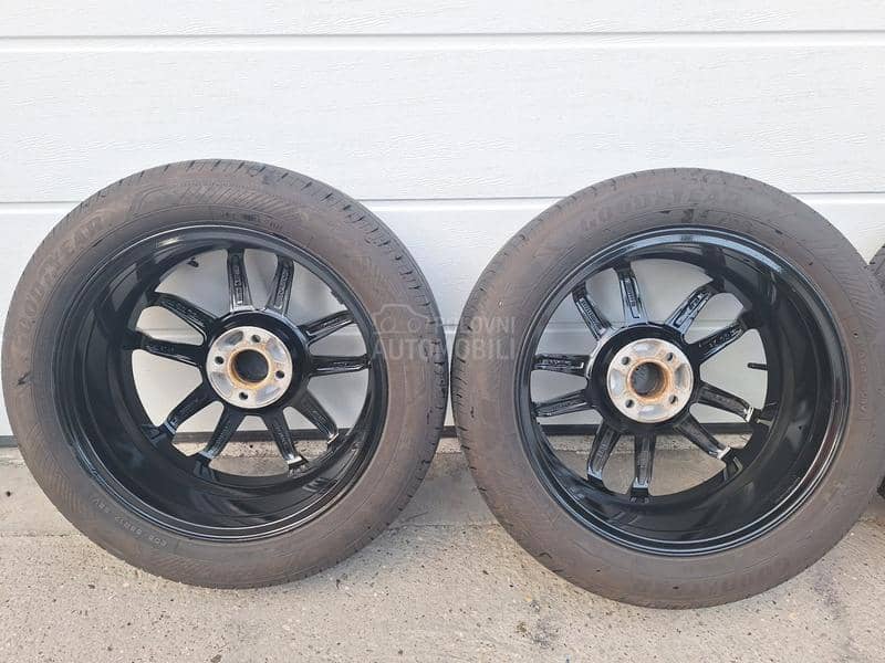 Aluminijumske felne rial sa gumamaCaptur 17" 4 x 100