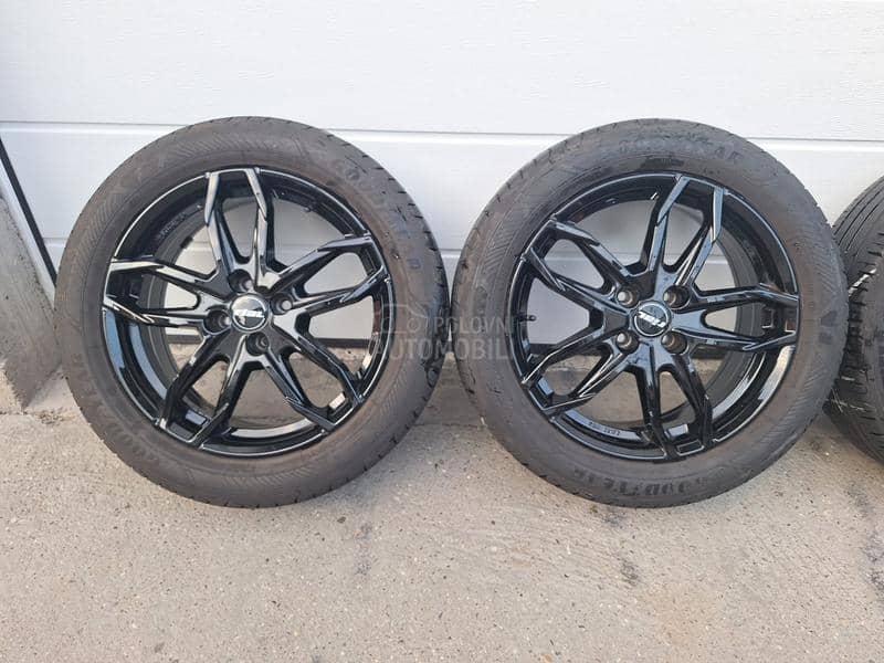 Aluminijumske felne rial sa gumamaCaptur 17" 4 x 100