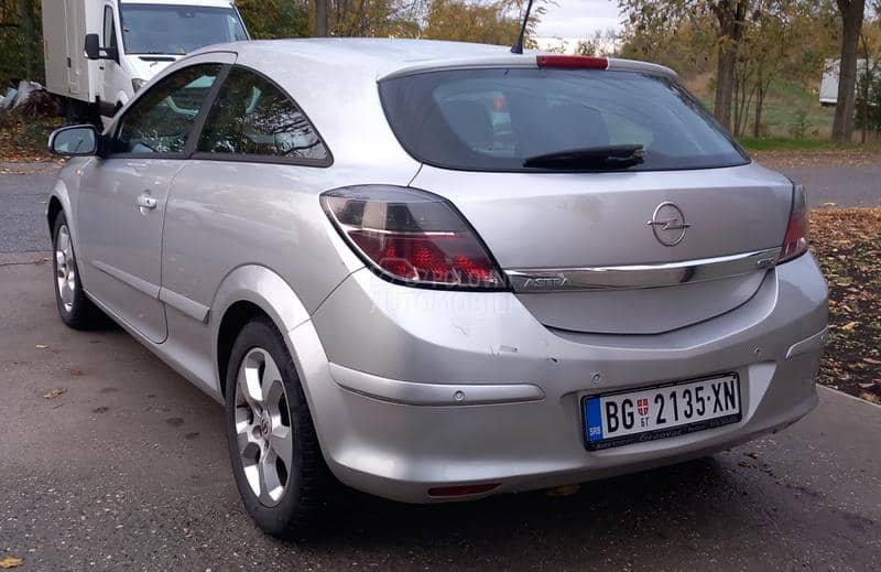 Opel Astra H 1.3. gtc