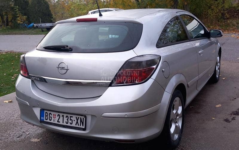 Opel Astra H 1.3. gtc