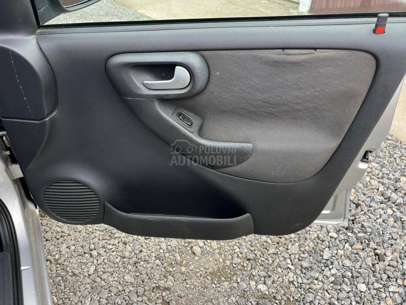 Opel Corsa C R.E.S.T.A.Y.L.I.N.G