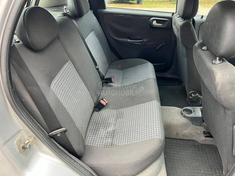 Opel Corsa C R.E.S.T.A.Y.L.I.N.G