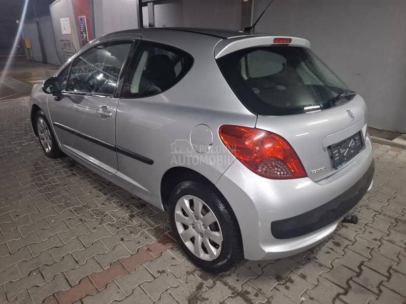 Peugeot 207 1.4
