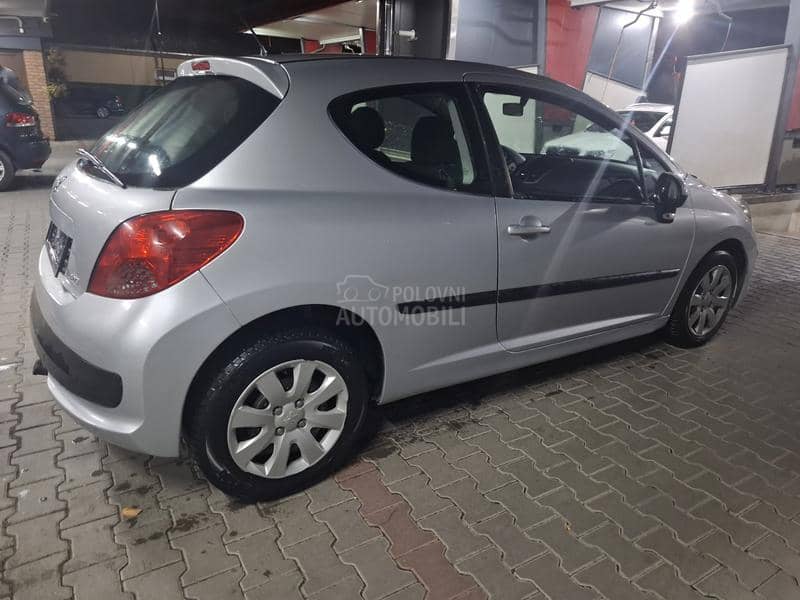 Peugeot 207 1.4