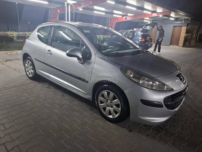 Peugeot 207 1.4
