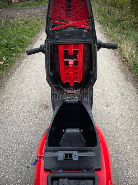 Malaguti phantom f12