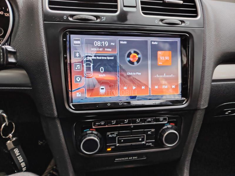 Volkswagen Golf 6 1.6  TDI NAV.