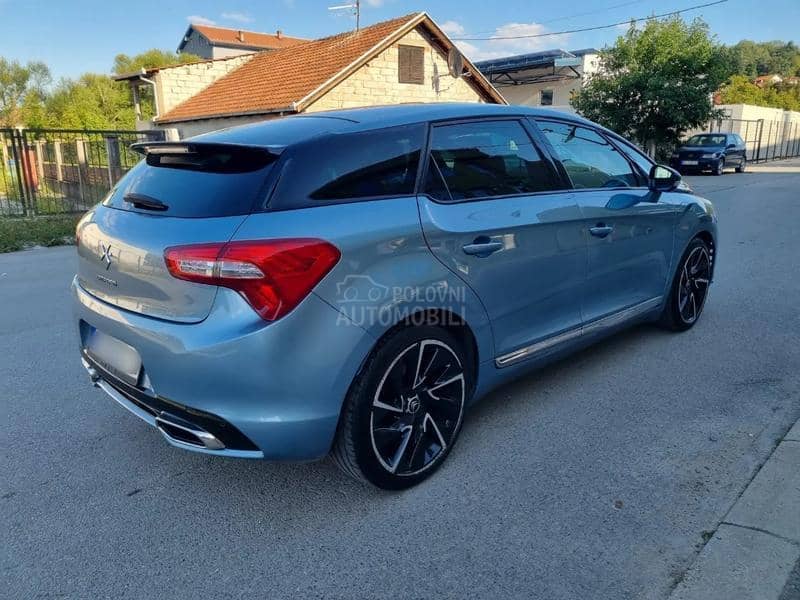 Citroen DS5 1.6B  PANO/LED
