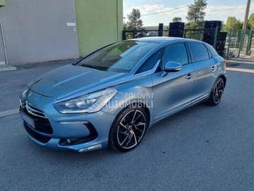 Citroen DS5 1.6B  PANO/LED