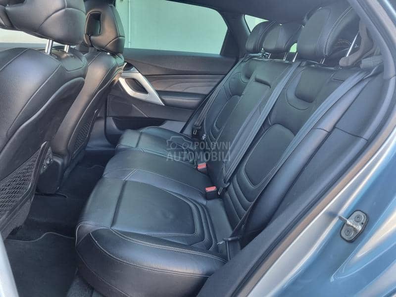 Citroen DS5 1.6B  PANO/LED