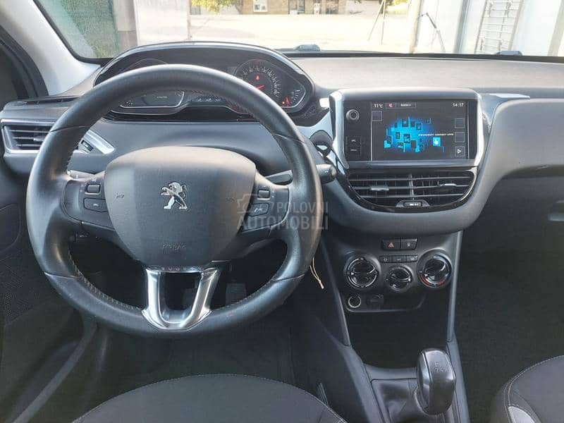 Peugeot 208 1.2B STYLE 5VR NOW