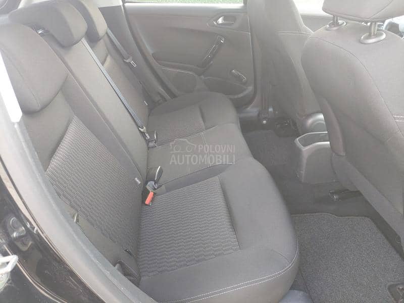 Peugeot 208 1.2B STYLE 5VR NOW