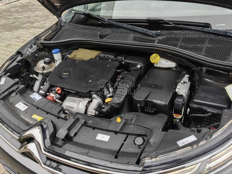 Citroen C4 Cactus 1.5BlueHDI SHINE