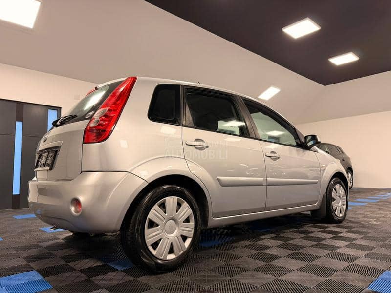 Ford Fiesta 1.4 ReStyle KAONOVA