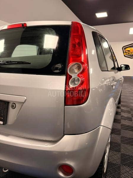 Ford Fiesta 1.4 ReStyle KAONOVA