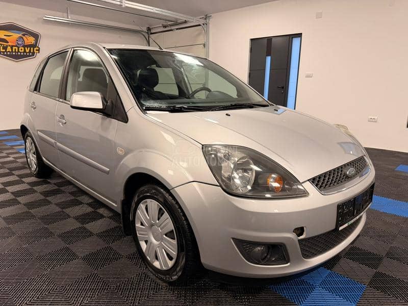 Ford Fiesta 1.4 ReStyle KAONOVA