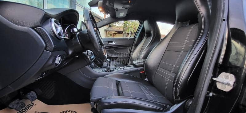 Mercedes Benz A 180 AMG line/NA.VI/RESTA