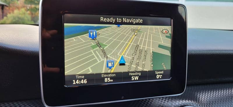 Mercedes Benz A 180 AMG line/NA.VI/RESTA