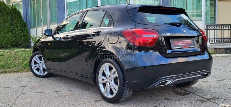 Mercedes Benz A 180 AMG line/NA.VI/RESTA