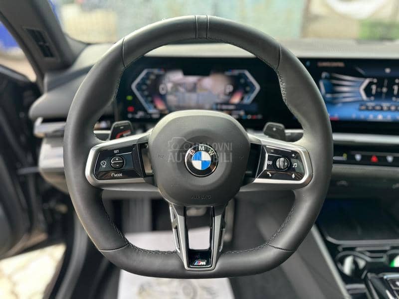 BMW 520 M ProPano Iconic HK