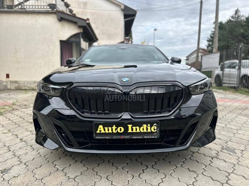 BMW 520 M ProPano Iconic HK