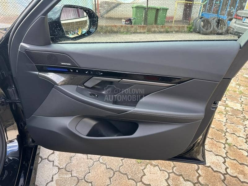 BMW 520 M ProPano Iconic HK