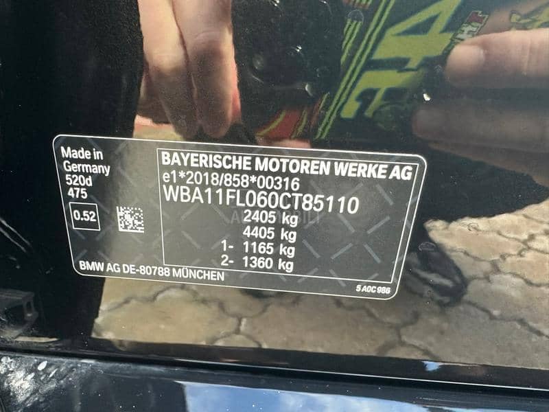 BMW 520 M ProPano Iconic HK