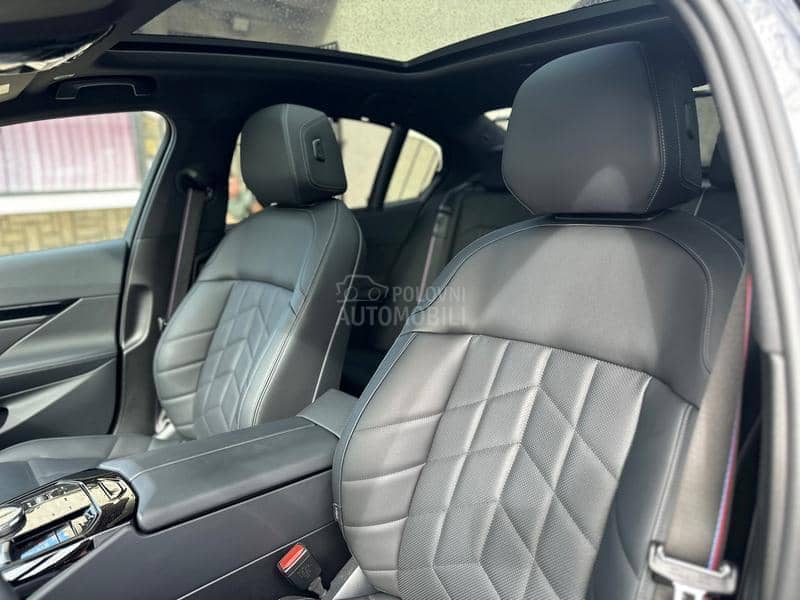 BMW 520 M ProPano Iconic HK