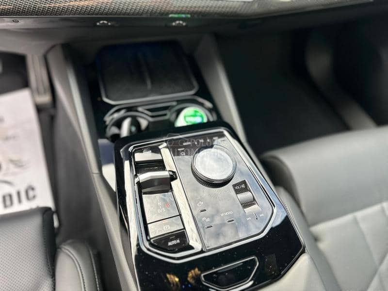 BMW 520 M ProPano Iconic HK