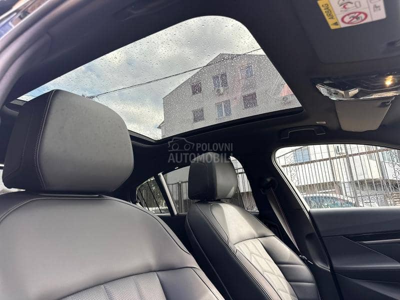 BMW 520 M ProPano Iconic HK