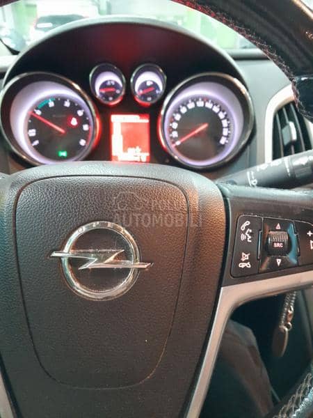 Opel Astra J 1,7 CDTI