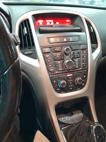 Opel Astra J 1,7 CDTI