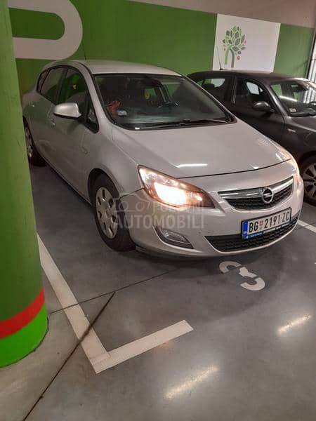 Opel Astra J 1,7 CDTI