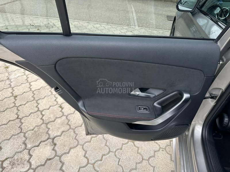 Mercedes Benz A 180 d AMG