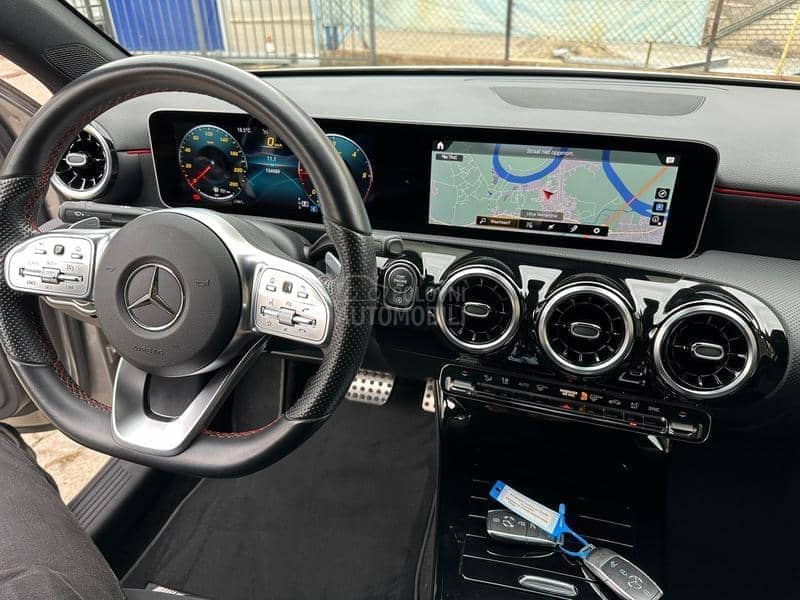 Mercedes Benz A 180 d AMG