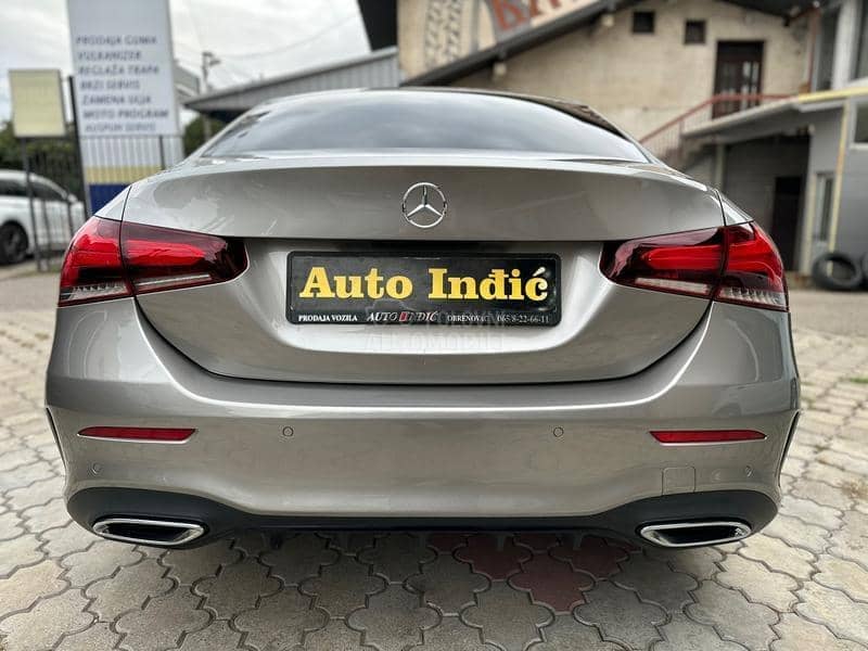 Mercedes Benz A 180 d AMG