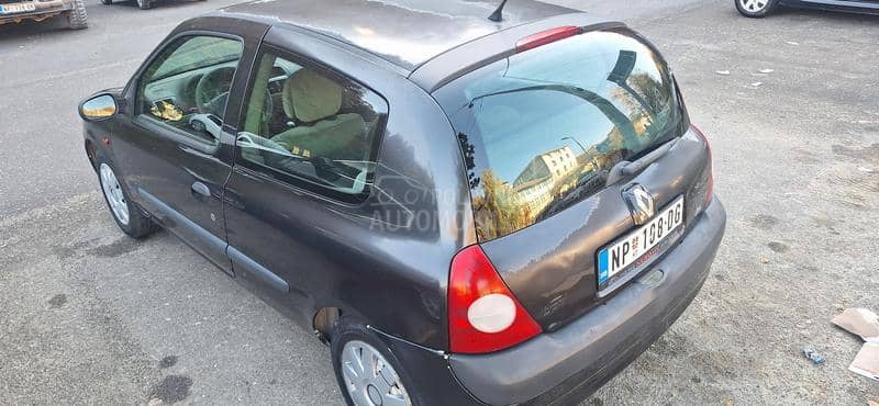 Renault Clio 