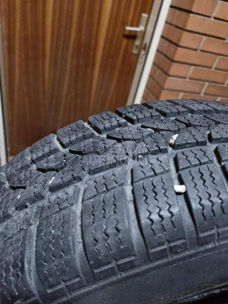 Tigar 185/60 R15 Zimska