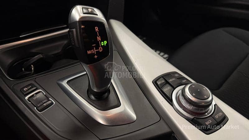 BMW 320 //2.0i//NAV.I//FUL