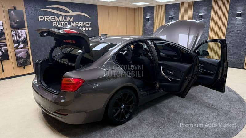 BMW 320 //2.0i//NAV.I//FUL