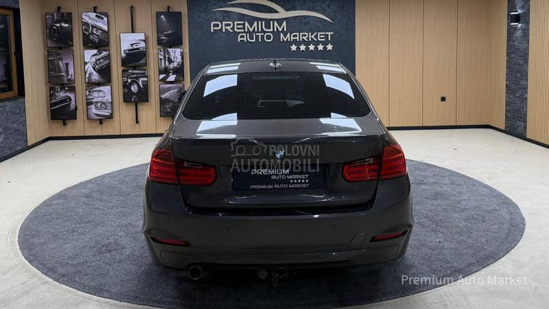 BMW 320 //2.0i//NAV.I//FUL